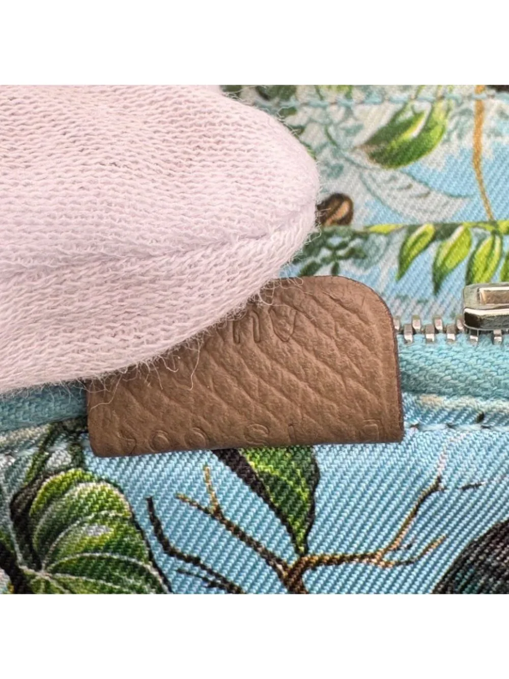 Hermes Azap Compact Silk'in Veau Epsom Etoupe Brown Coin Purse Wallet Silver